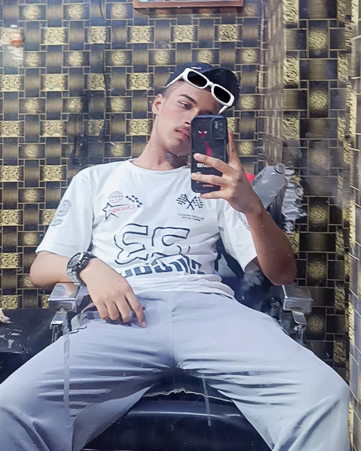 Tinder profile picture for @shahbaz