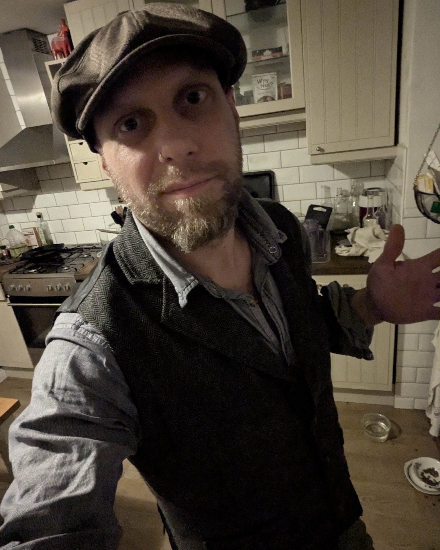 Tinder profile picture for @kaos