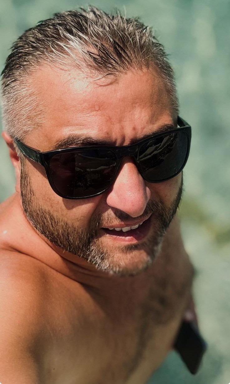 Tinder profile picture for @volcano