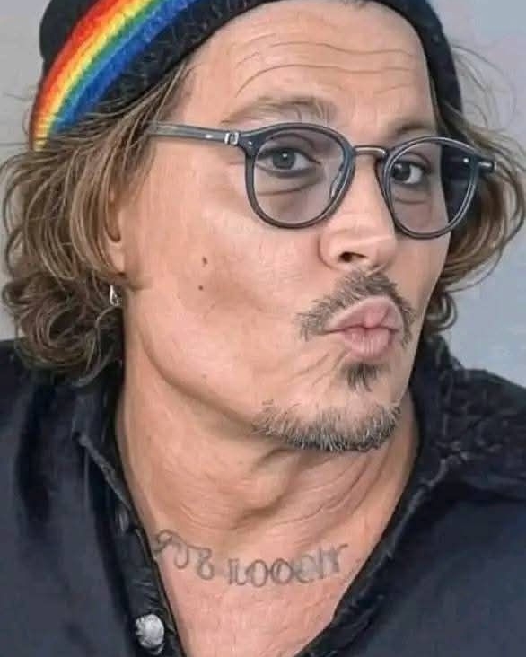 Tinder profile picture for @johnnydepp