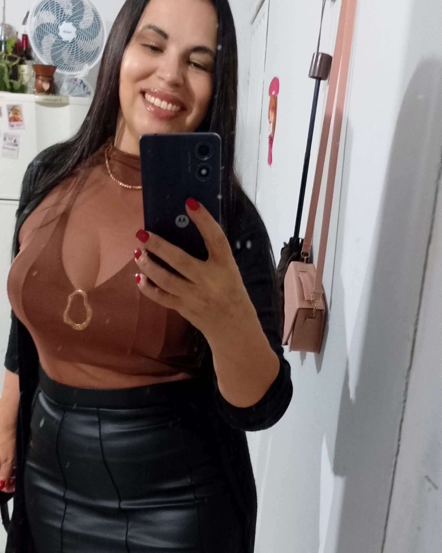 Tinder profile picture for @magda