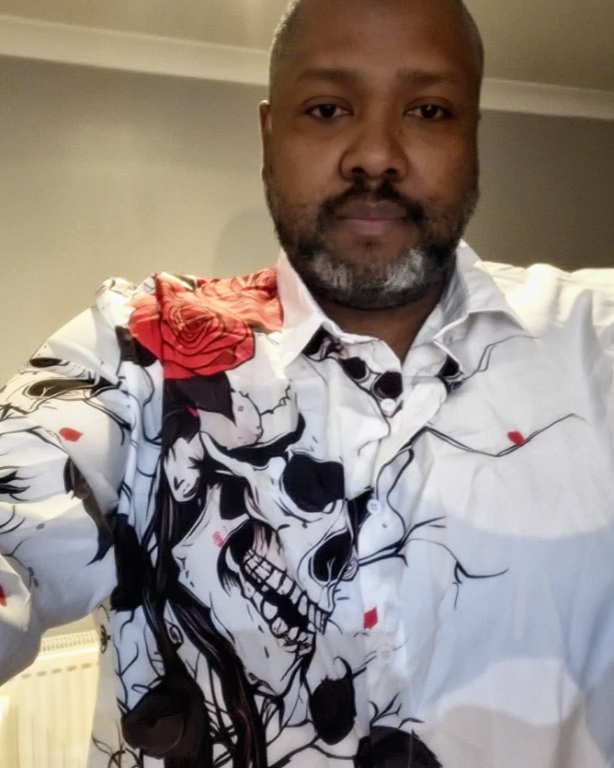 Tinder profile picture for @pumba