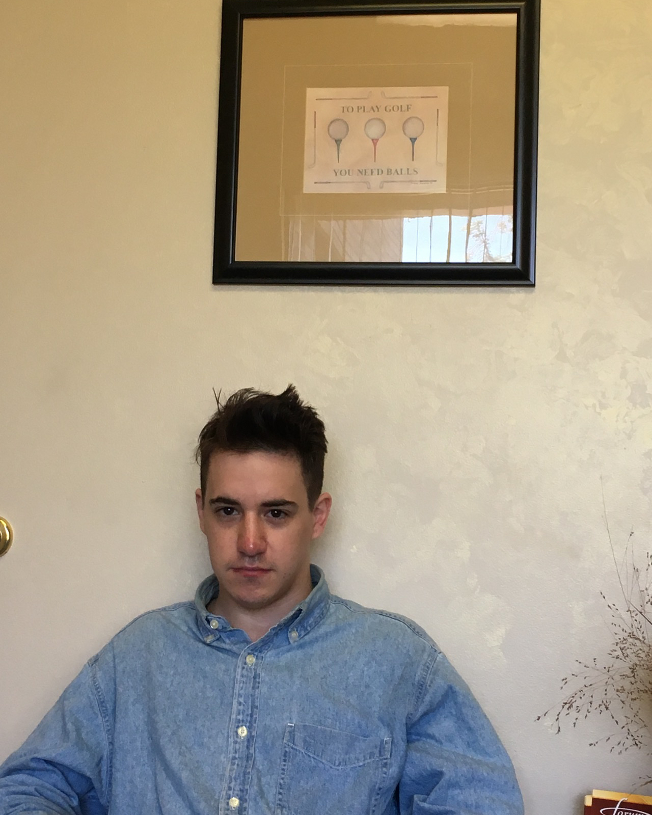 Tinder profile picture for @drinks