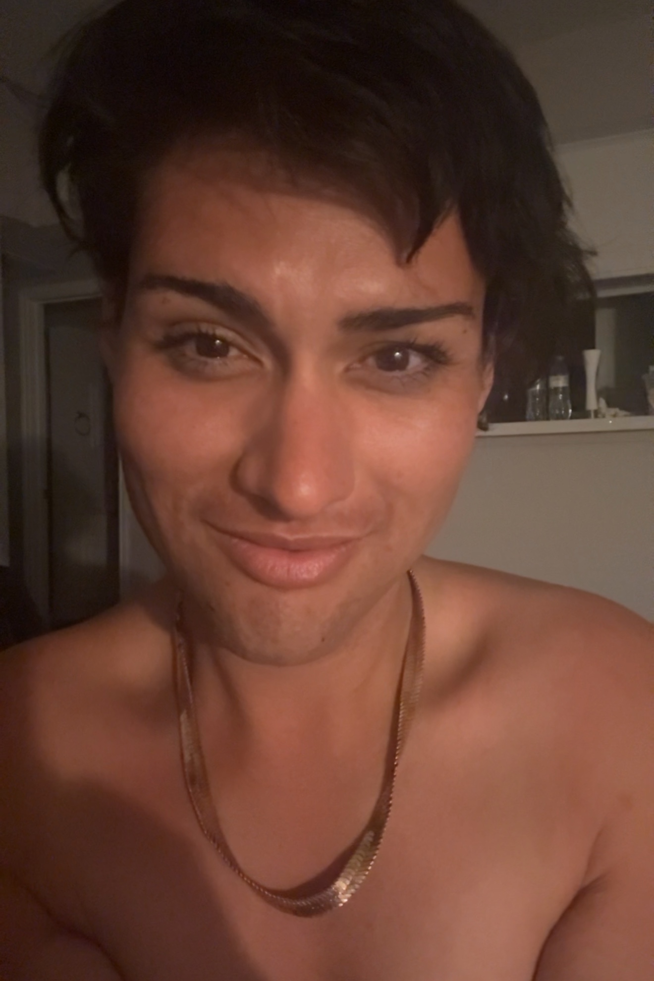 Tinder profile picture for @perfection