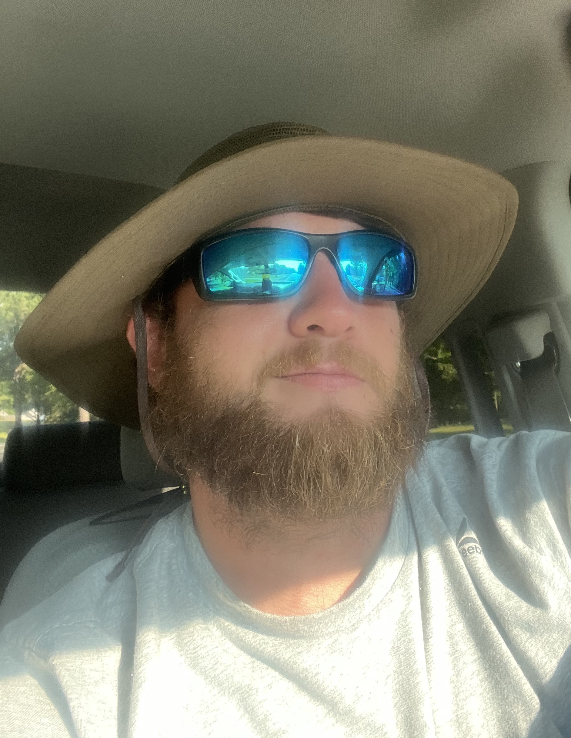 Tinder profile picture for @sloan