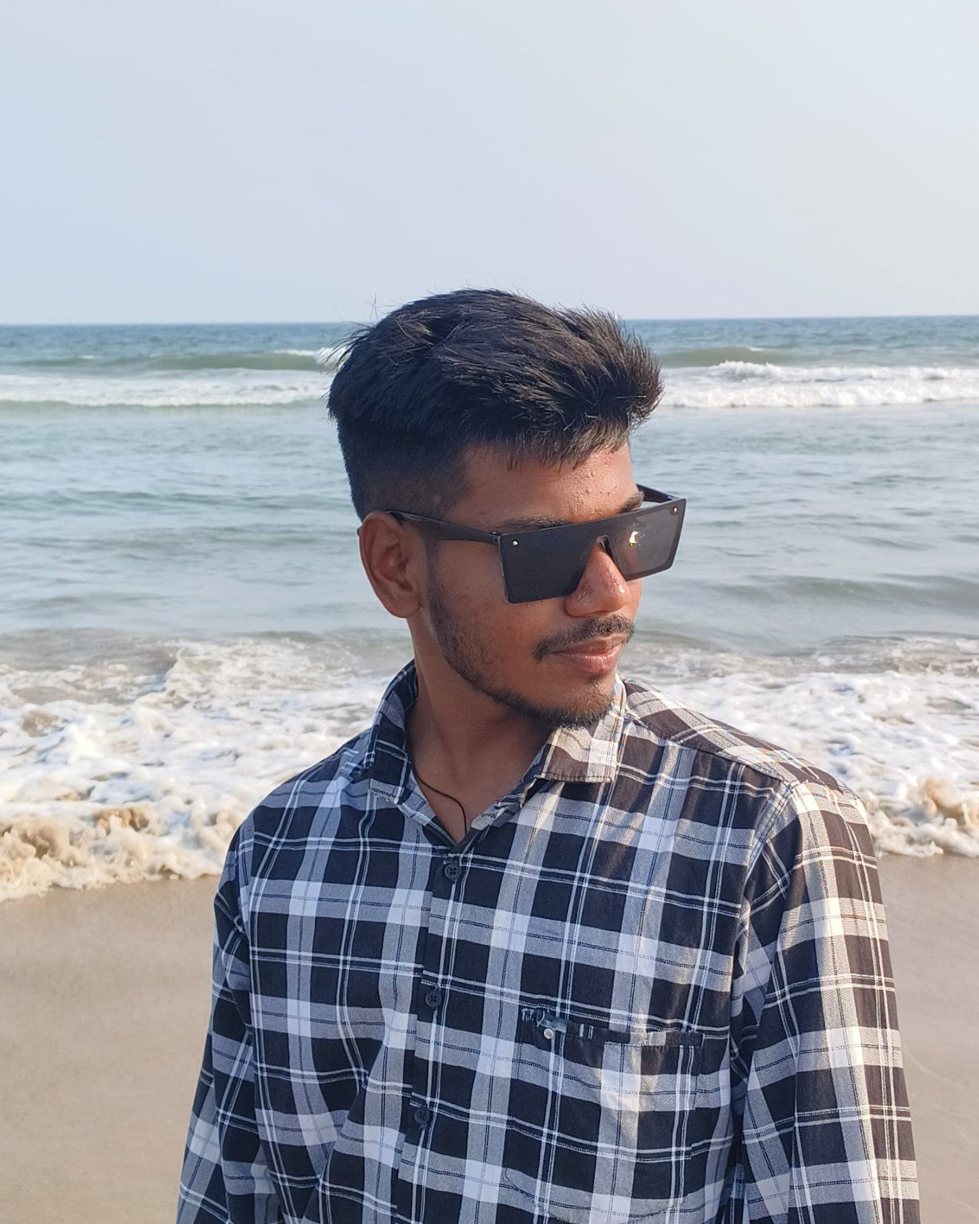 Tinder profile picture for @shiv