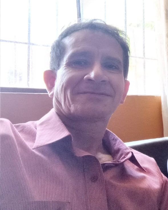 Tinder profile picture for @gamboa