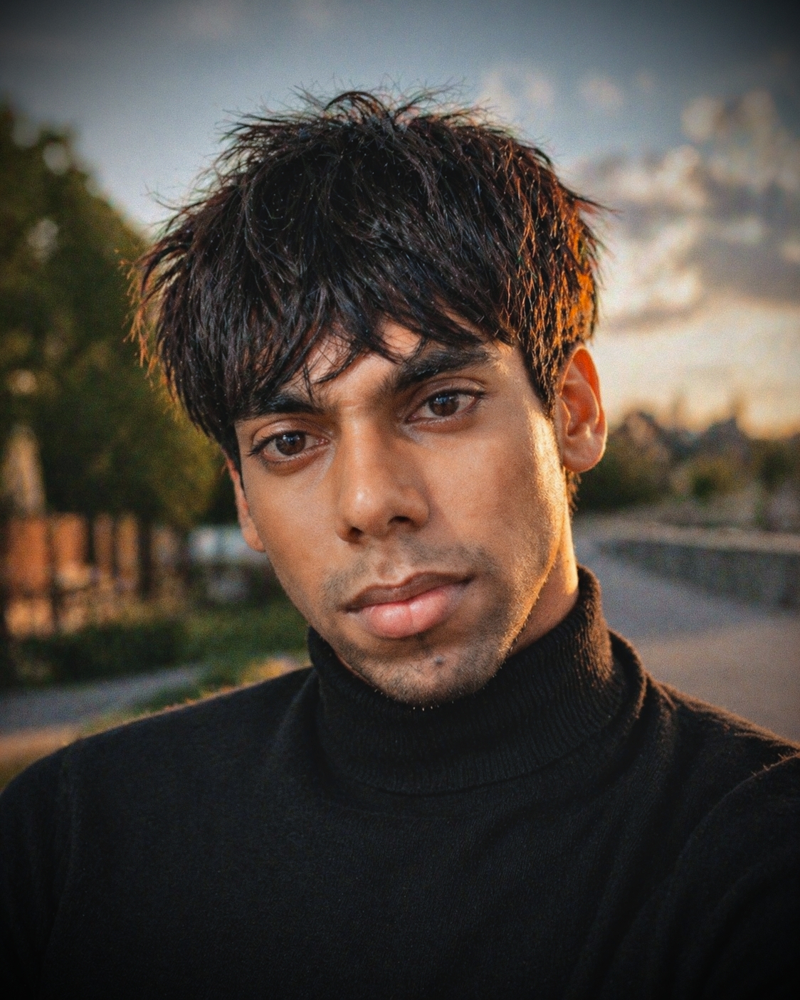Tinder profile picture for @absurd