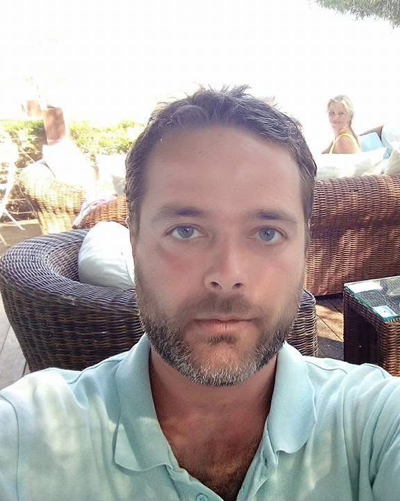 Tinder profile picture for @philippe