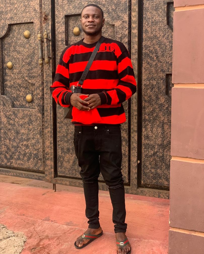 Tinder profile picture for @og
