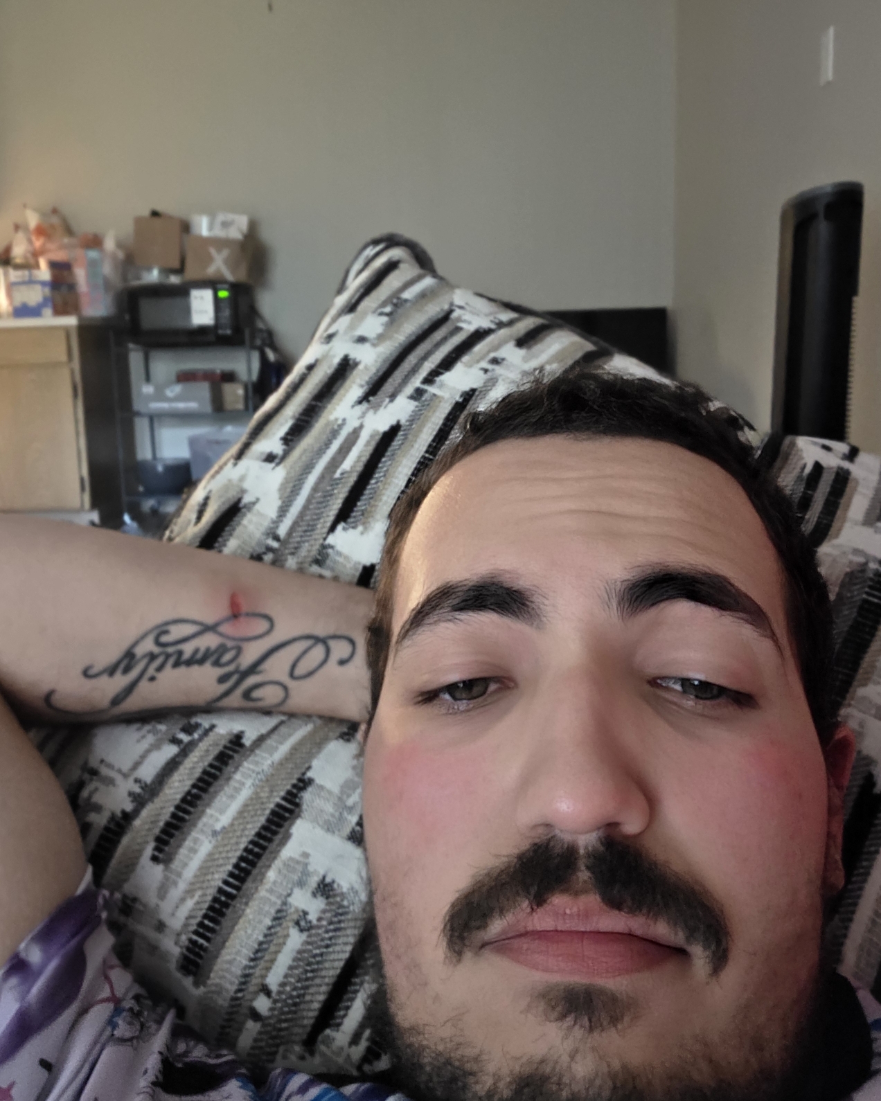 Tinder profile picture for @luffy