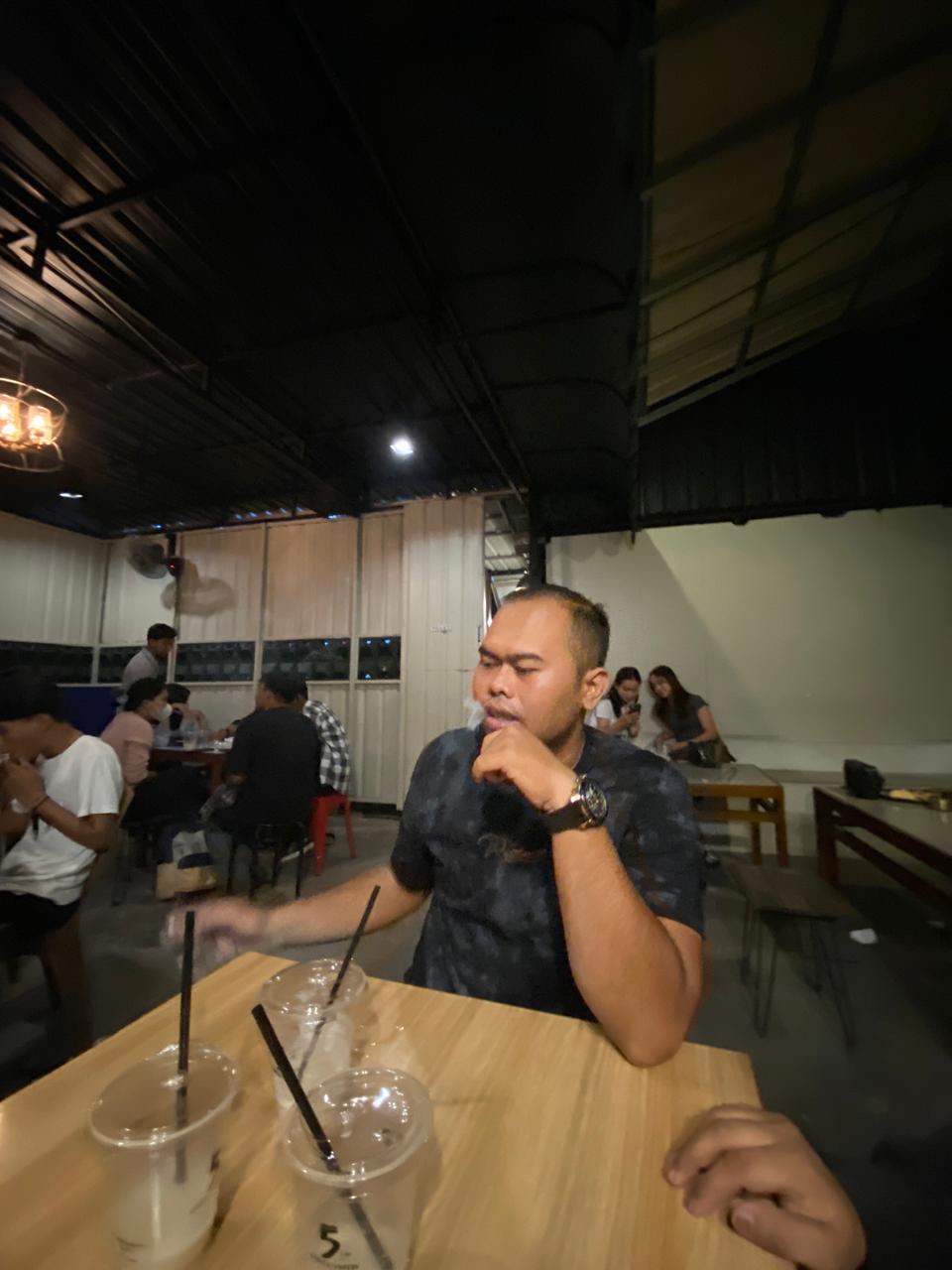 Tinder profile picture for @teguh