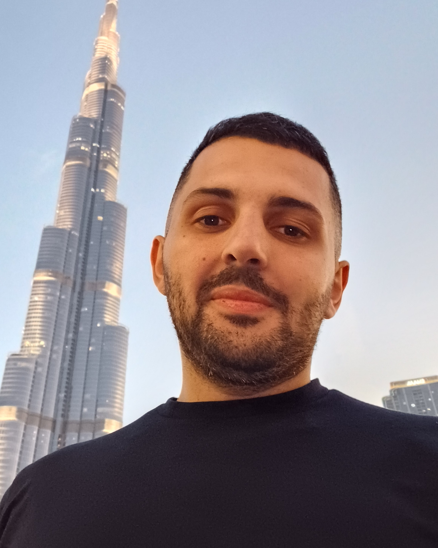 Tinder profile picture for @syne