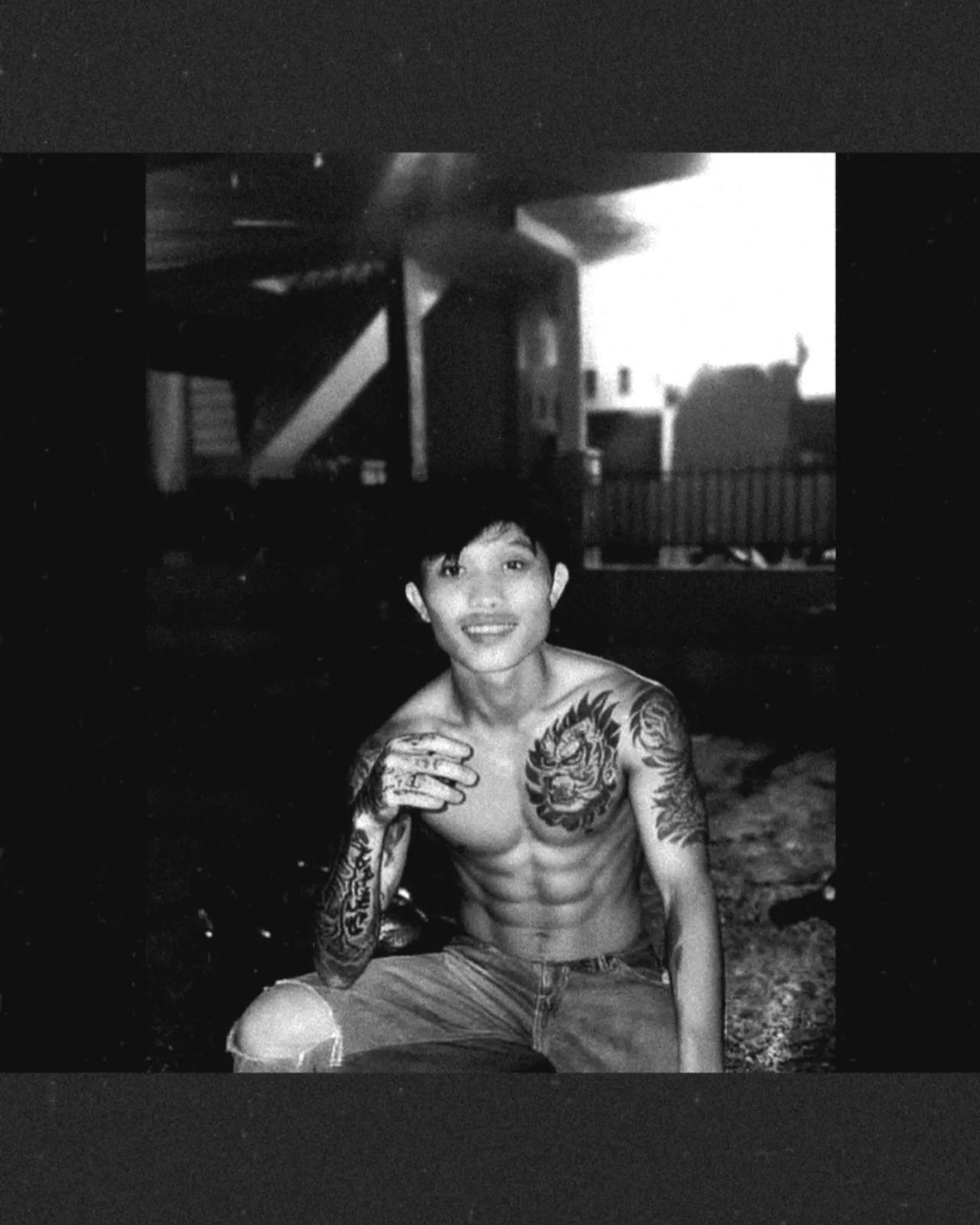 Tinder profile picture for @blooded