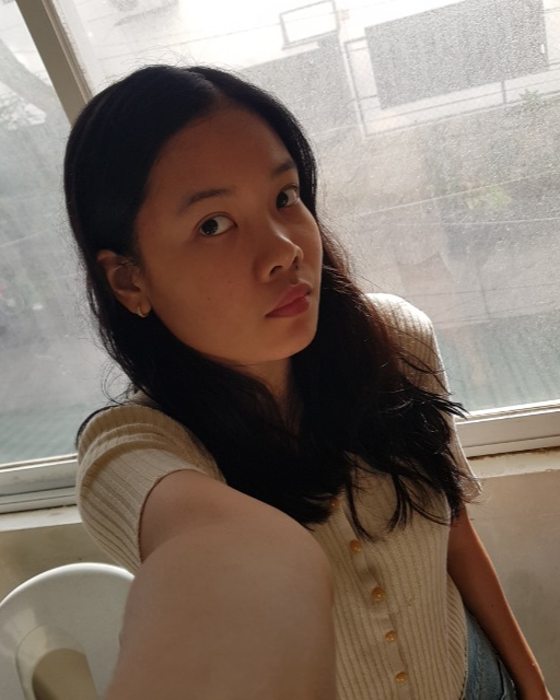 Tinder profile picture for @thats