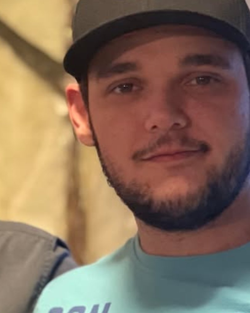 Tinder profile picture for @bed
