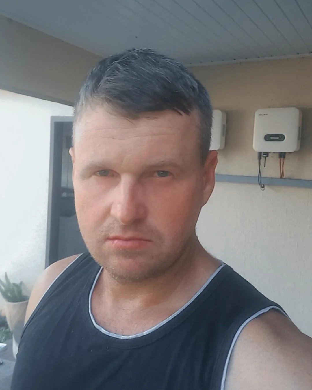Tinder profile picture for @markes
