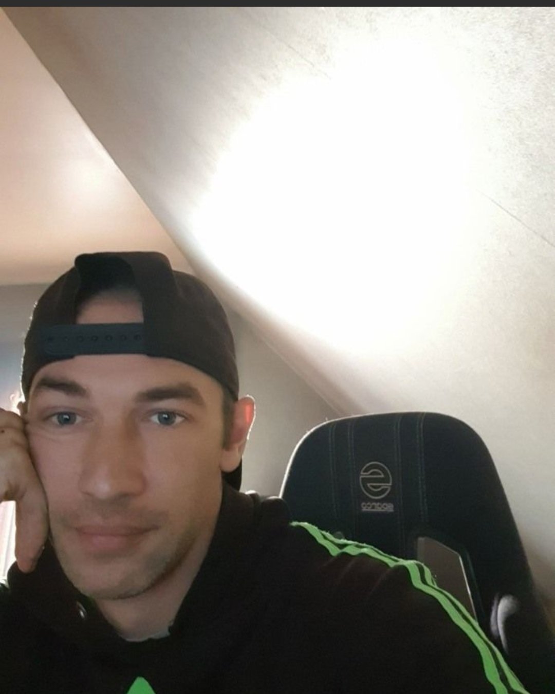 Tinder profile picture for @benefactor