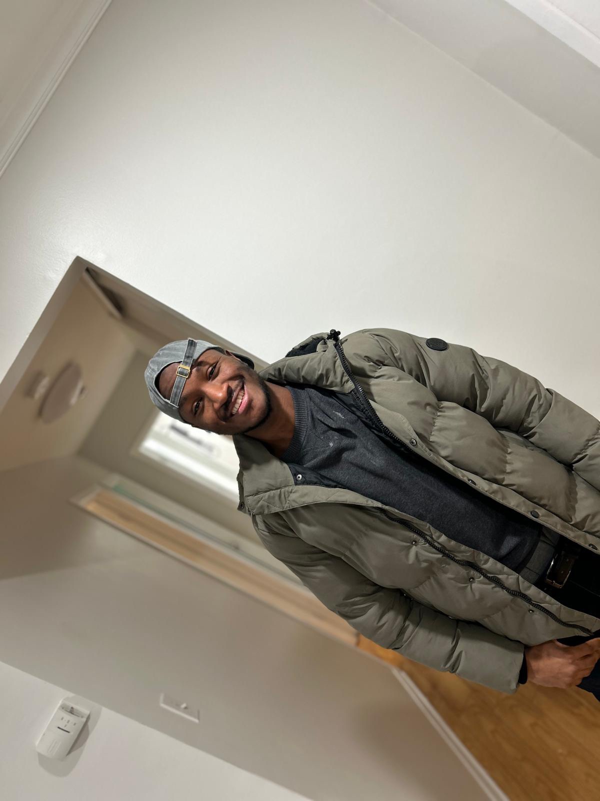 Tinder profile picture for @saliou