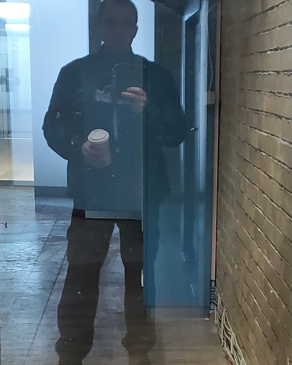 Tinder profile picture for @roy