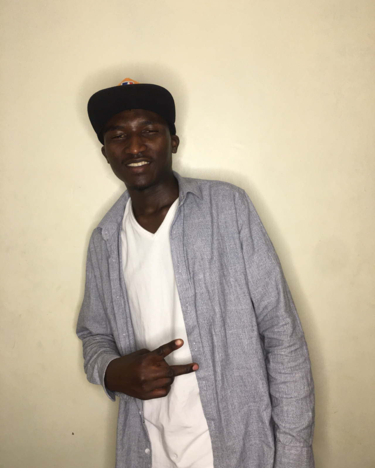 Tinder profile picture for @kin