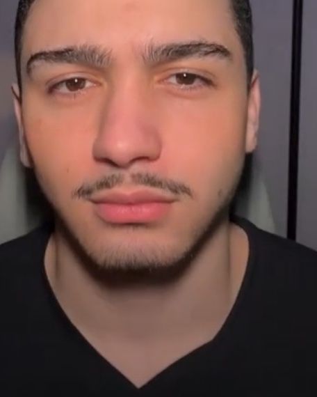 Tinder profile picture for @vascular