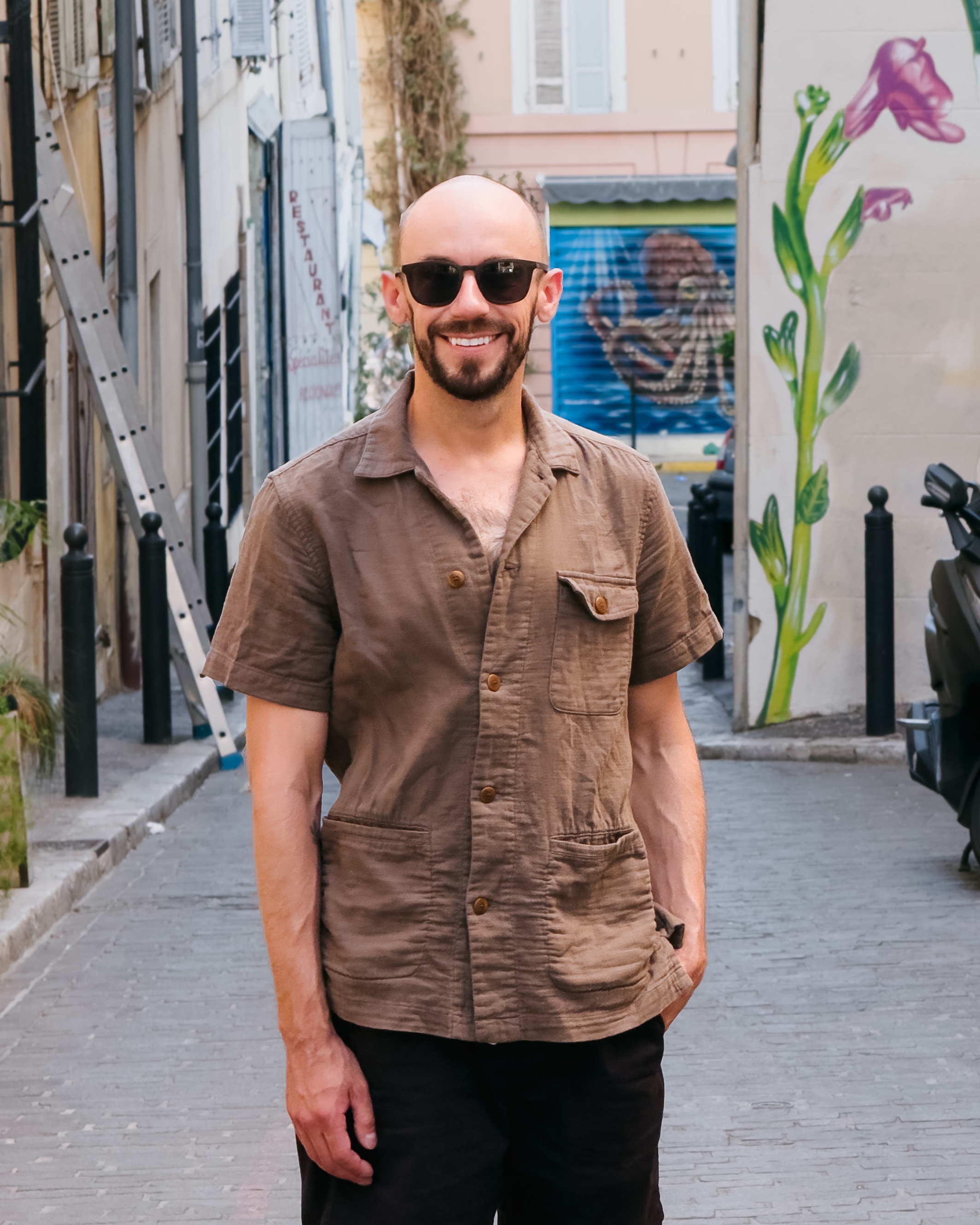 Tinder profile picture for @incommunicado