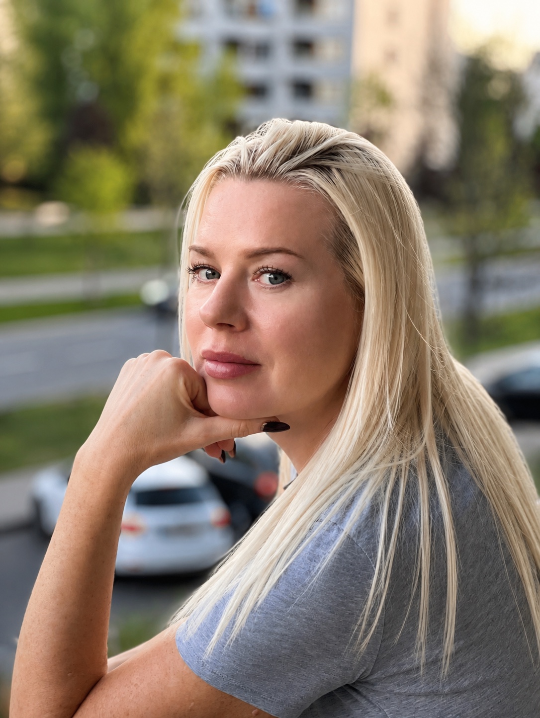 Tinder profile picture for @iren