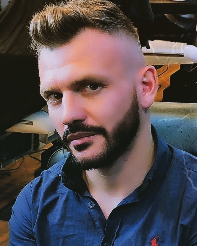 Tinder profile picture for @dame